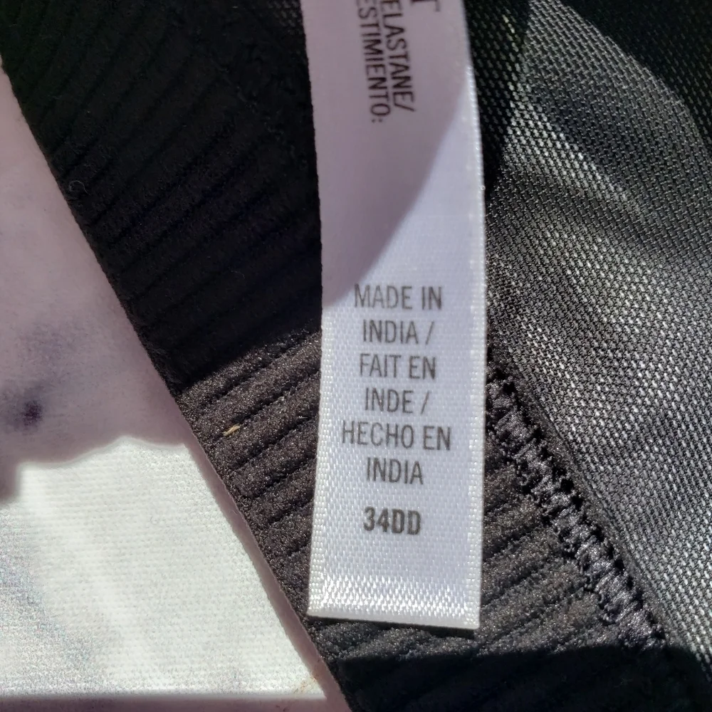 Victoria's secret sport size 34DD